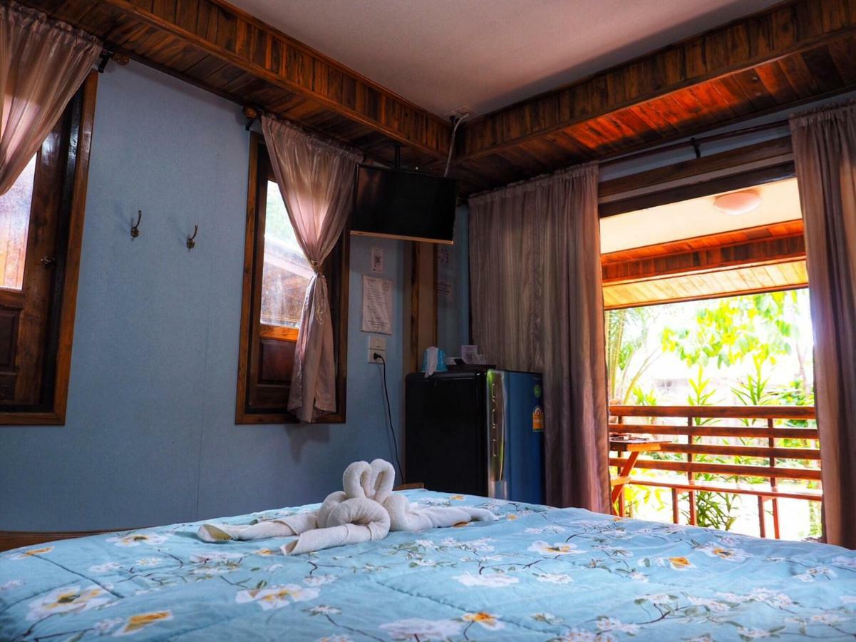 Baansuan Resort Don Sak Bagian luar foto
