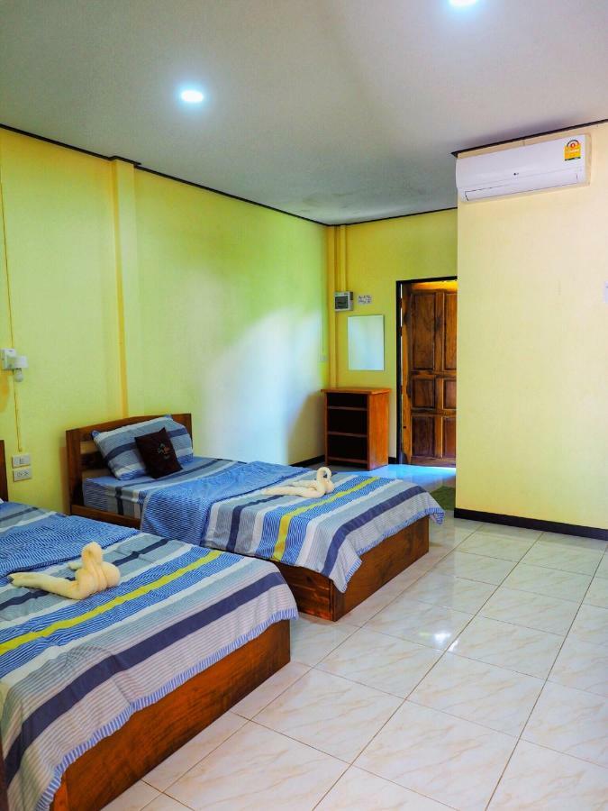 Baansuan Resort Don Sak Bagian luar foto