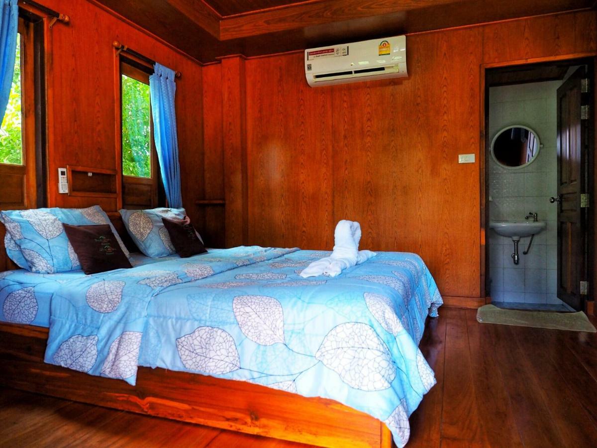 Baansuan Resort Don Sak Bagian luar foto