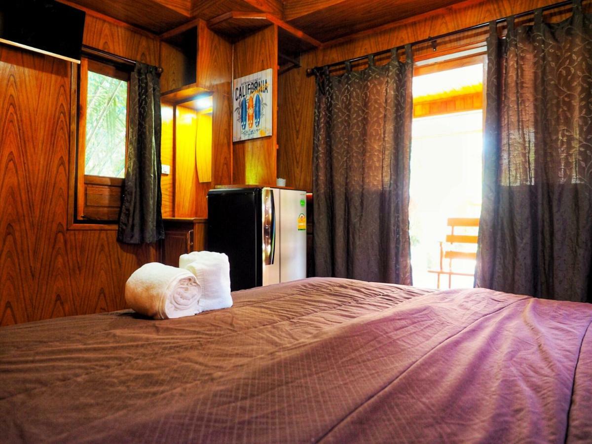 Baansuan Resort Don Sak Bagian luar foto